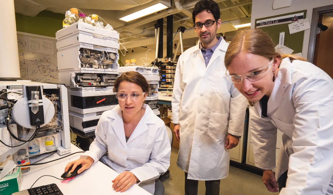 Patti Lab awarded NIH grant for COVID-19 research | Department of Chemistry