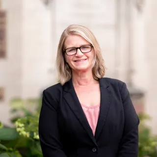 Cindy  Hodge 